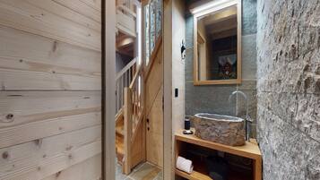 Chalet | Bathroom