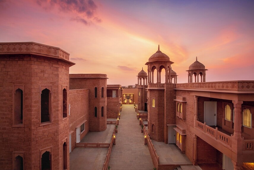 Storii by ITC Hotels Jaisalmer courtyard