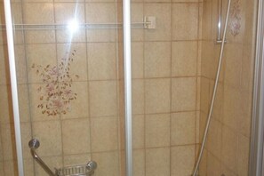 Apartment | Bathroom | Hair dryer - Cozy Apartment With Mountain Views (Sion)