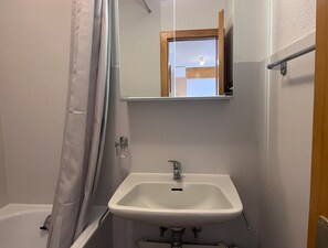 Apartemen | Kamar mandi