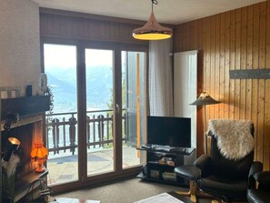 Apartment | Living room