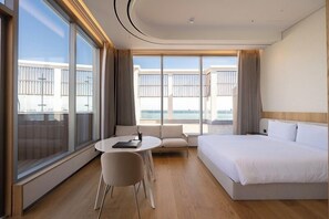 Penthouse, kolam renang pribadi, pemandangan laut | Brankas, kedap suara, Wi-Fi gratis, dan seprai linen