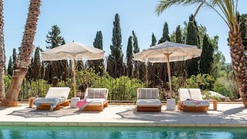 House | Pool