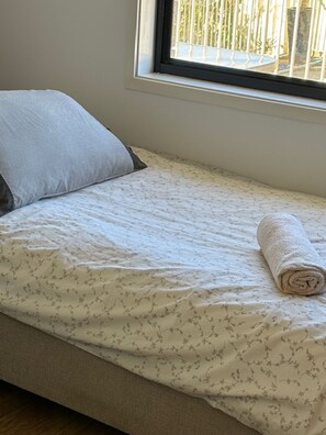 4 Schlafzimmer, Bügeleisen/Bügelbrett, WLAN