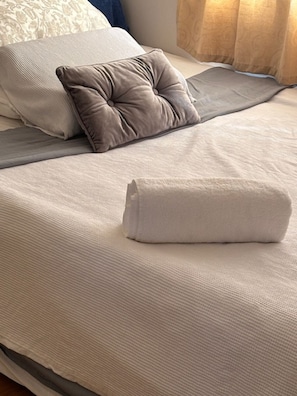 4 Schlafzimmer, Bügeleisen/Bügelbrett, WLAN