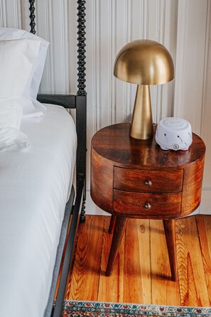 Signature Suite, Private Bathroom (Suite 5)