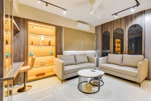 Suite – junior | Spiseområde på rommet