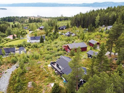 8 Person Holiday Home in Frosta