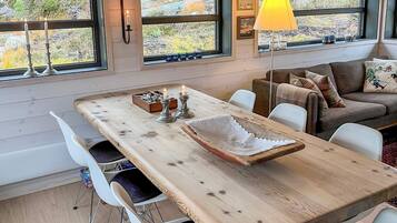 House | Dining