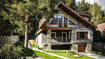 Villa | Exterior