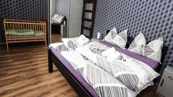 Villa | 6 bedrooms, individually furnished