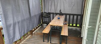 MOBILE-HOME RENTAL