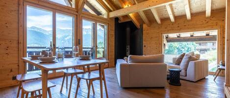 Chalet | Tempat makan