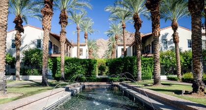 Resort Luxury Villa 12 pools, 11 hot tubs, balcony