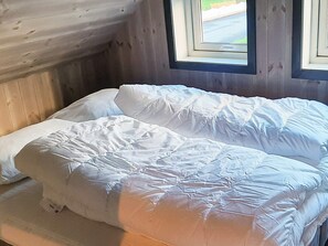 House | 3 bedrooms, individually furnished - 6 Person Holiday Home in Ana-sira (Sokndal)