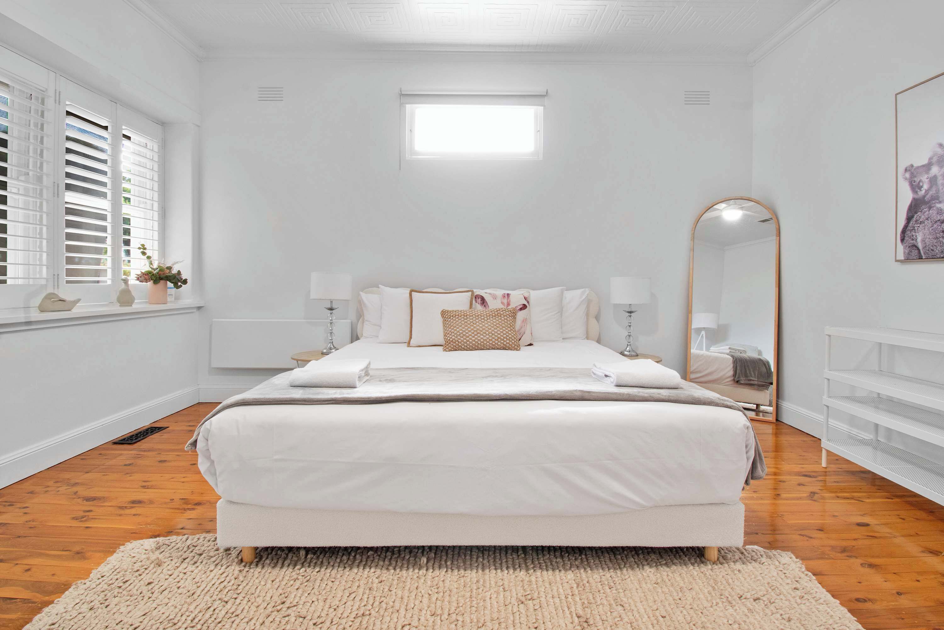 4 chambres, fer et planche à repasser, lit parapluie, Wi-Fi