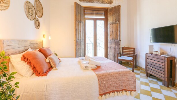 Bed sheets - Alameda De Hercules - Apartment In Sevilla (Seville)