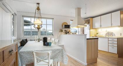 Nice home in Juelsminde with WiFi