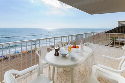 Turia - Apartment In El Brosquil