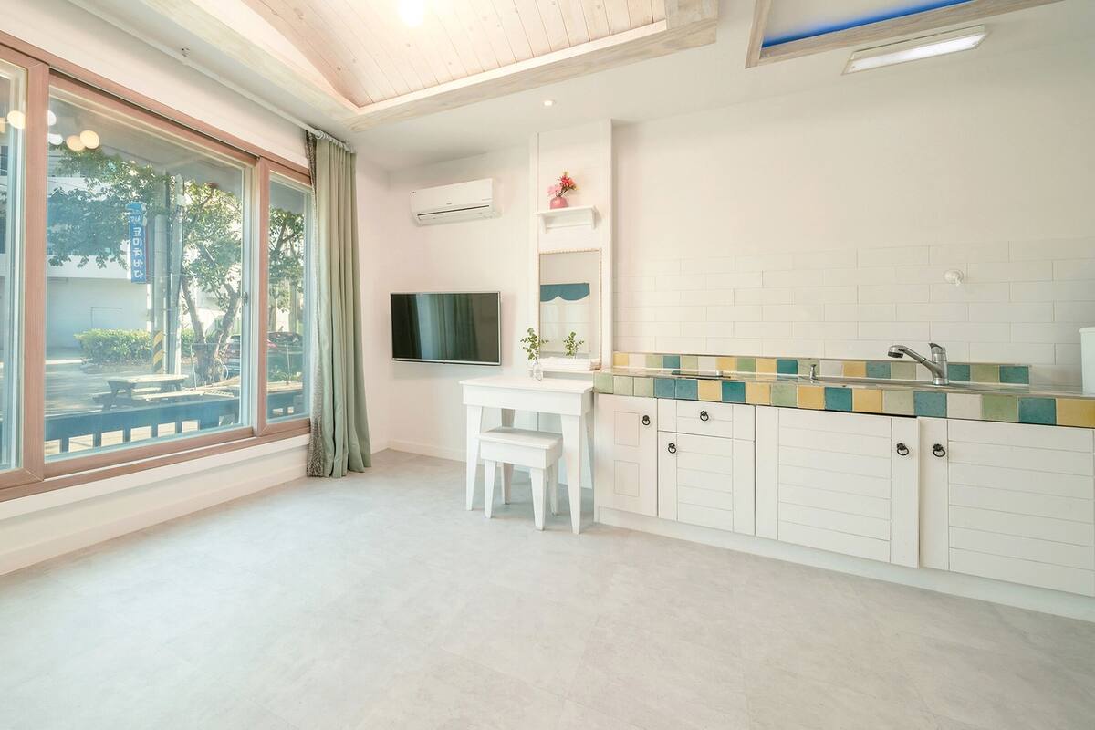 Basic Room, 1 Bedroom (jinju) | 1 bilik tidur, Wi-fi percuma 