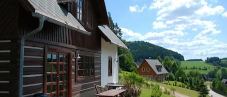 Villa | Exterior