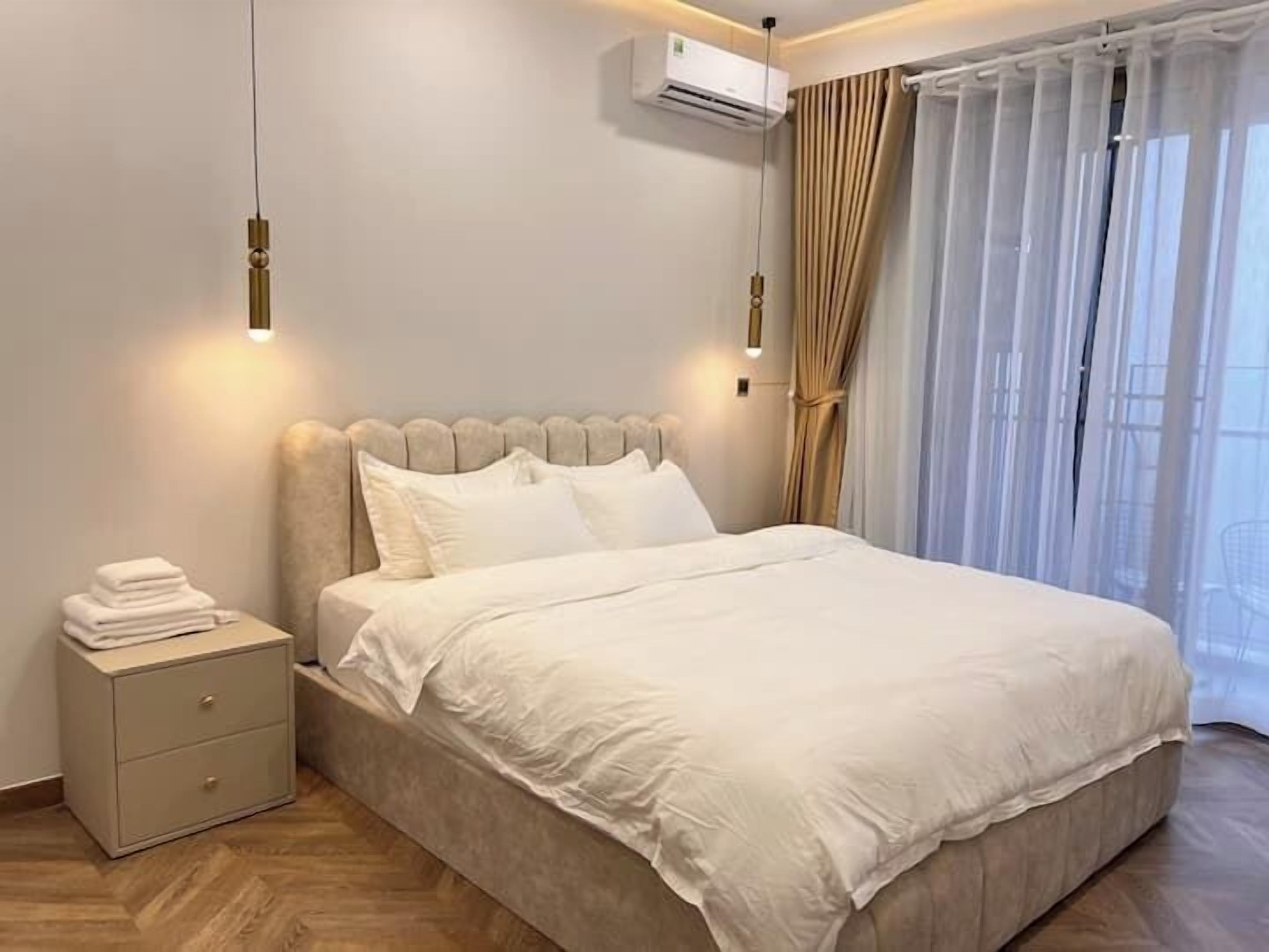 Superior Apartment, 3 Bedrooms, Kitchen, City View