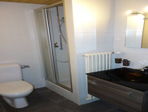 Apartment | Badezimmer