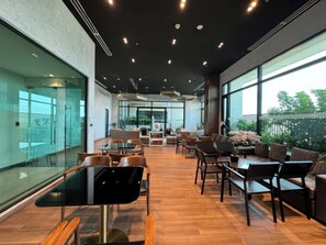 Dining - D'Edge Thao Dien (Ho Chi Minh City)
