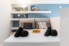 1 bedroom, iron/ironing board, WiFi, bed sheets - [DUOMO in 8 stops] Suite Deluxe Loft Milan (milano)