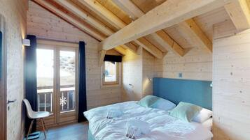 Chalet | 4 bilik tidur, dilengkapkan perabot secara berasingan