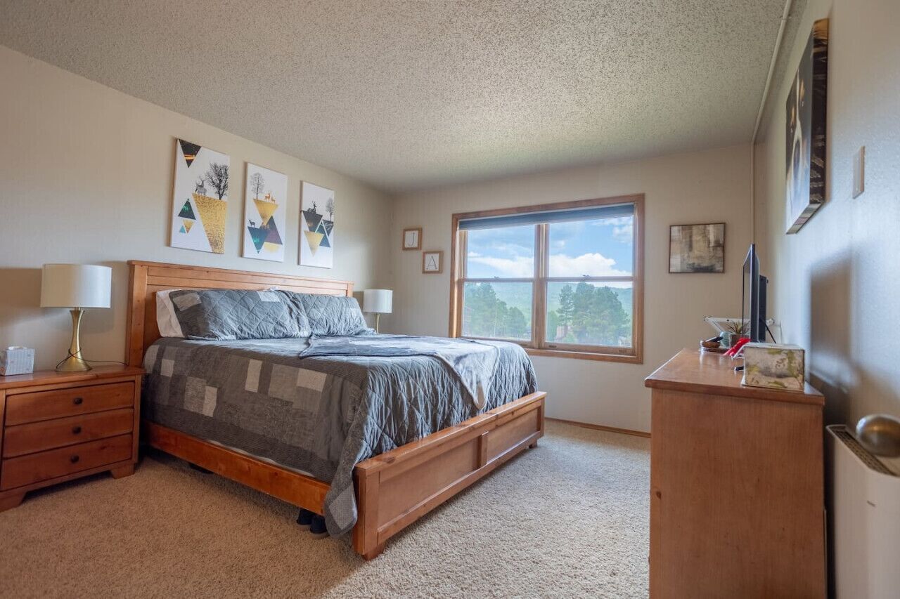 2 habitaciones, tabla de planchar con plancha y wifi gratis 