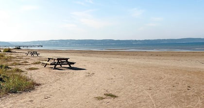 6 Person Holiday Home in Skummeslovsstrand