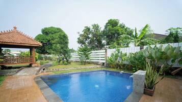 Alberca al aire libre