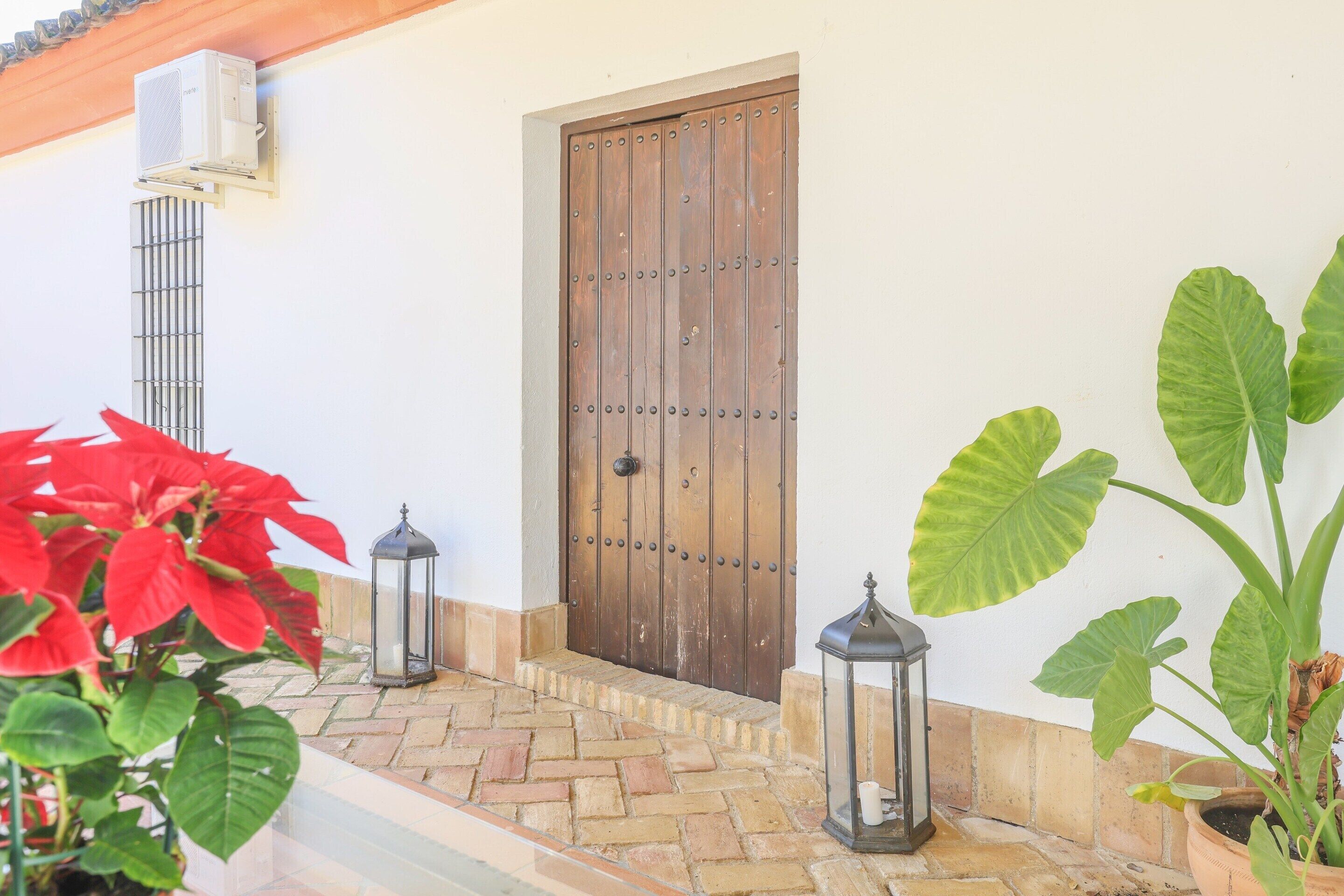 Villa | Exterior detail