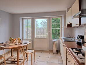 Mikrobølgeovn, ovn, opvaskemaskine