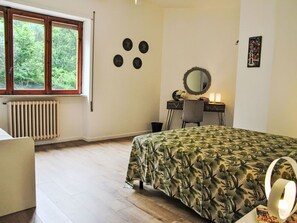 3 Schlafzimmer, Reisekinderbett, kostenloses WLAN