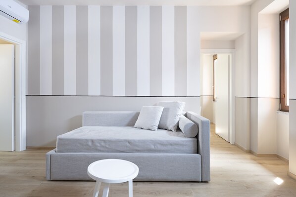 プレジデンシャル ルーム | リビング エリア | テレビ