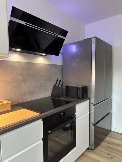 Modern vacation home for up to 10 guests