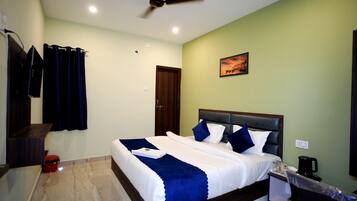 Deluxe Room | Free WiFi