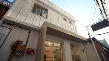 Facciata della struttura