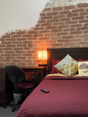 1 bedroom, iron/ironing board, WiFi, bed sheets - Comfortable and nice room near the WTC in an excellent location.  (Ciudad de México)