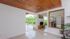 Biệt thự, 2 phòng ngủ, quang cảnh hồ bơi | Hiên