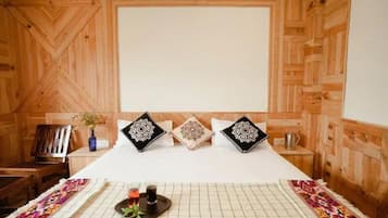 Suite Deluxe, balcón | 1 dormitorio y wifi gratis