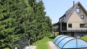 Villa | Pool | Indoor pool, outdoor pool