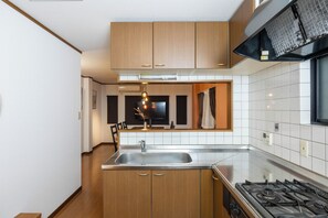 Private kitchen - TRINITY GOLD (Osaka)