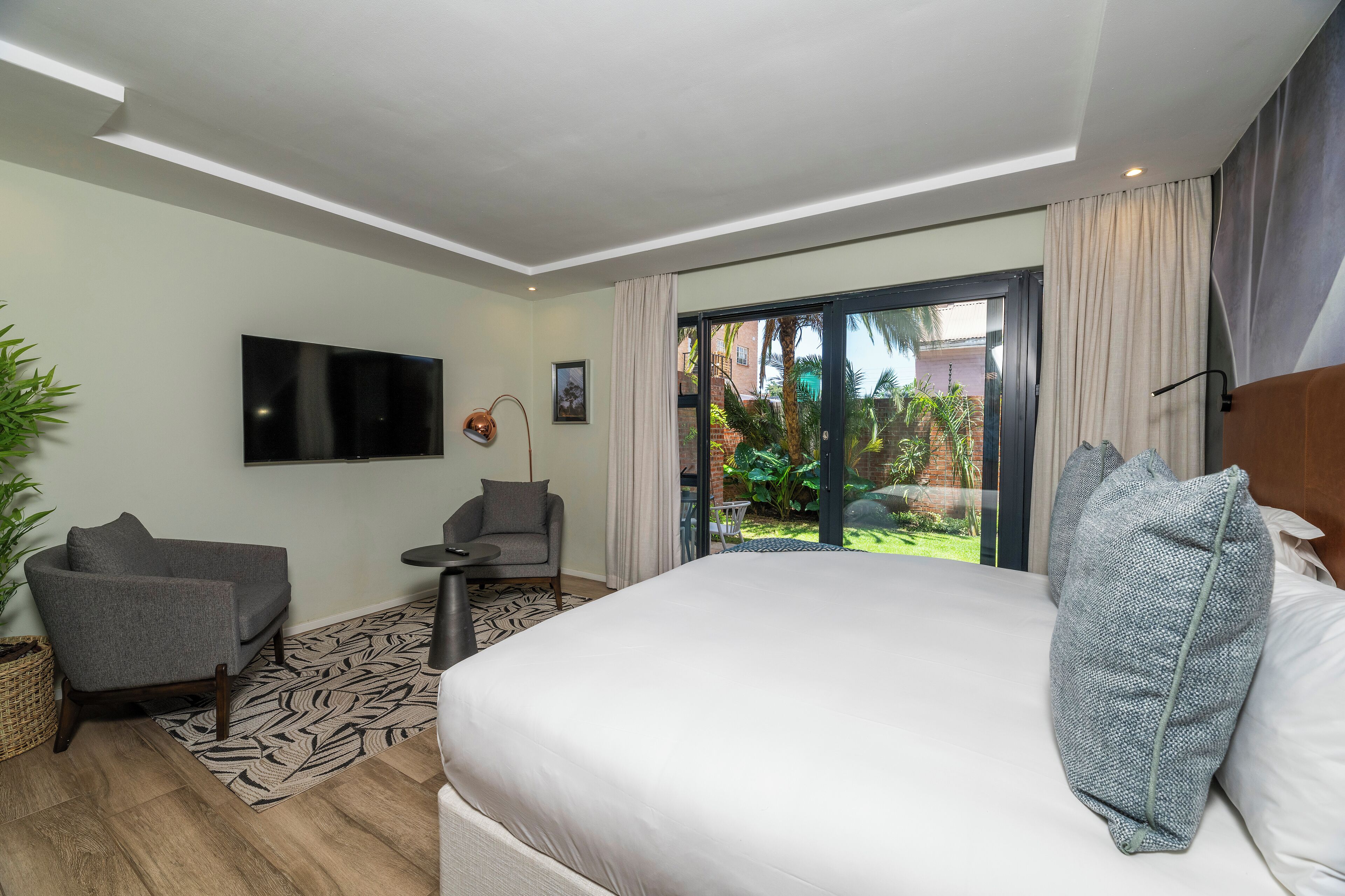 Standard Double Room | Living area