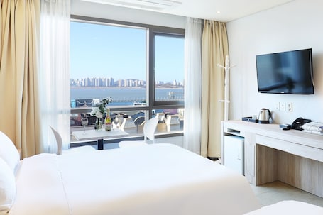 Sistema de insonorización, wifi gratis y ropa de cama