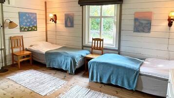 House | 3 bedrooms, individually furnished