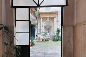 Exterior - Luminoso appartamento a Testaccio (Rome)