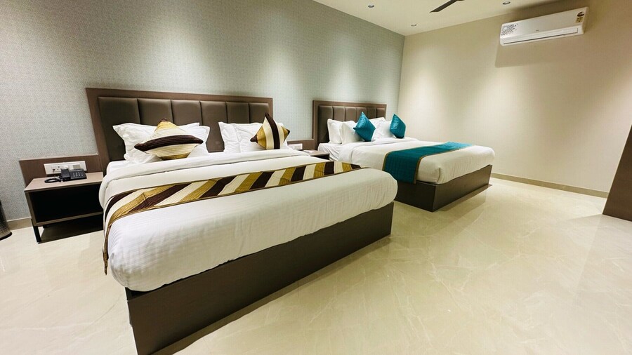 HOTEL SHREE JI INN